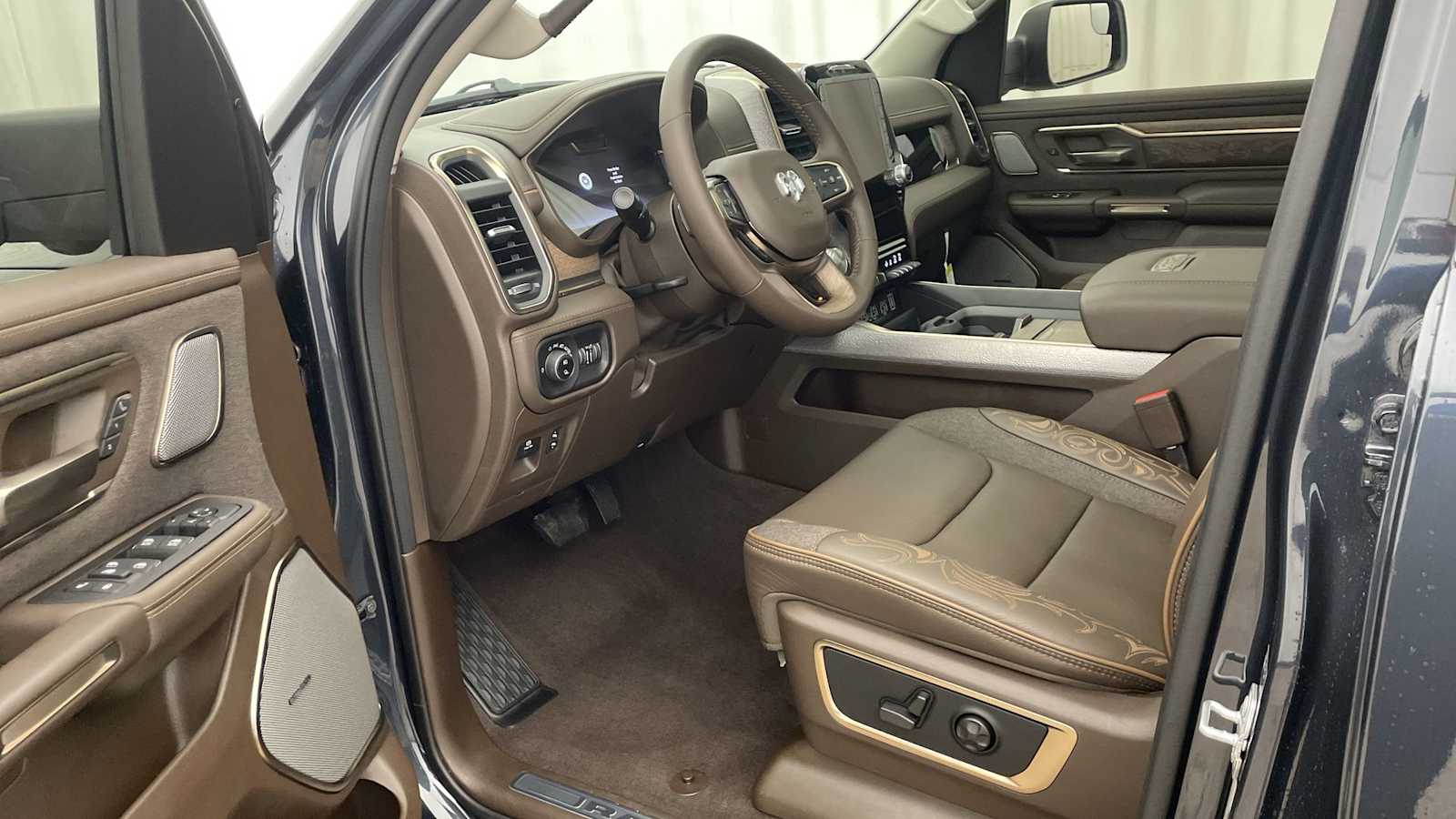 Thumbnail: 2026 RAM 1500 - 2