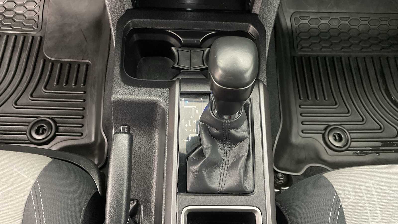 Thumbnail: 2023 Toyota Tacoma - 20