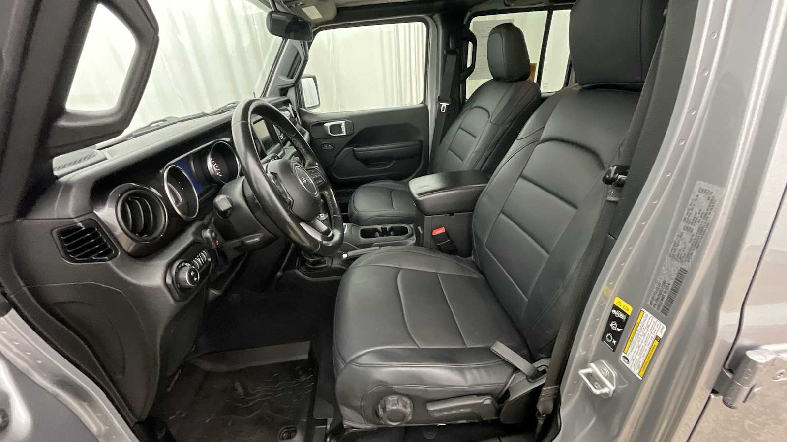 Thumbnail: 2020 Jeep Gladiator - 5