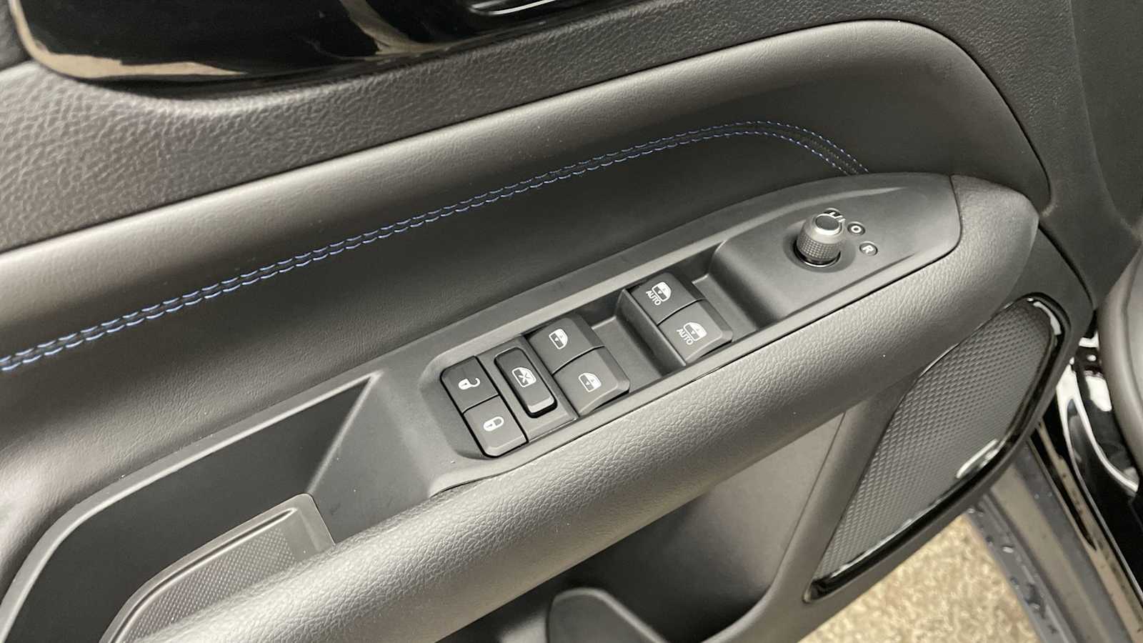 Thumbnail: 2026 Jeep Compass - 6