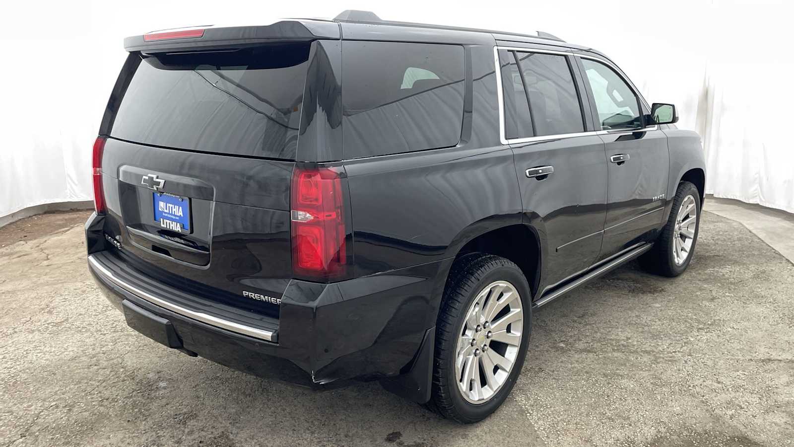 Thumbnail: 2019 Chevrolet Tahoe - 36