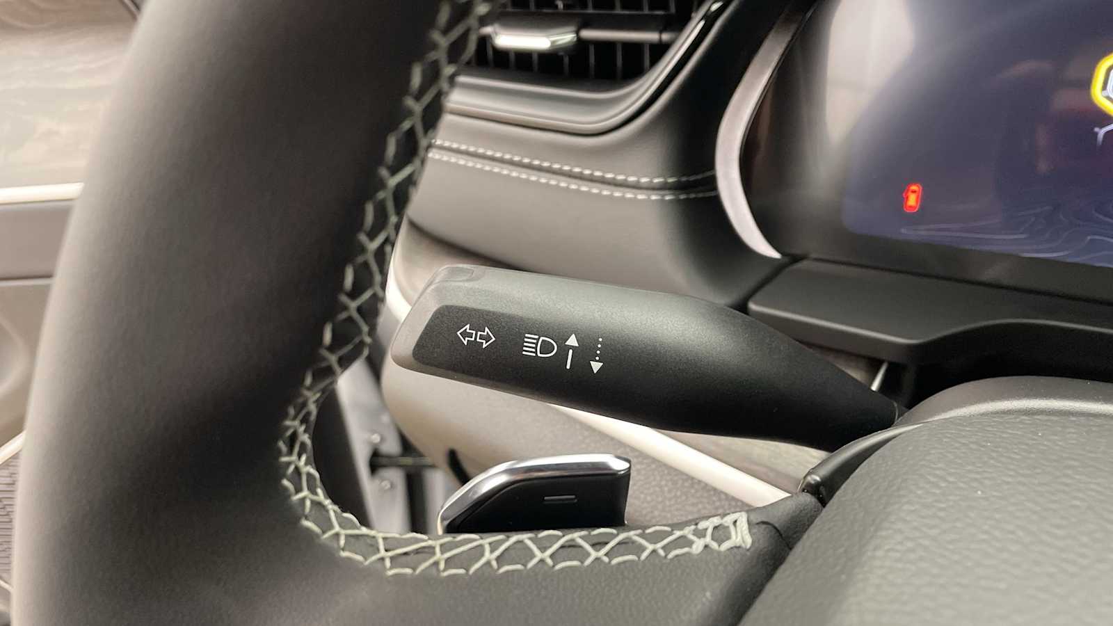 Thumbnail: 2026 Jeep Grand Cherokee - 18