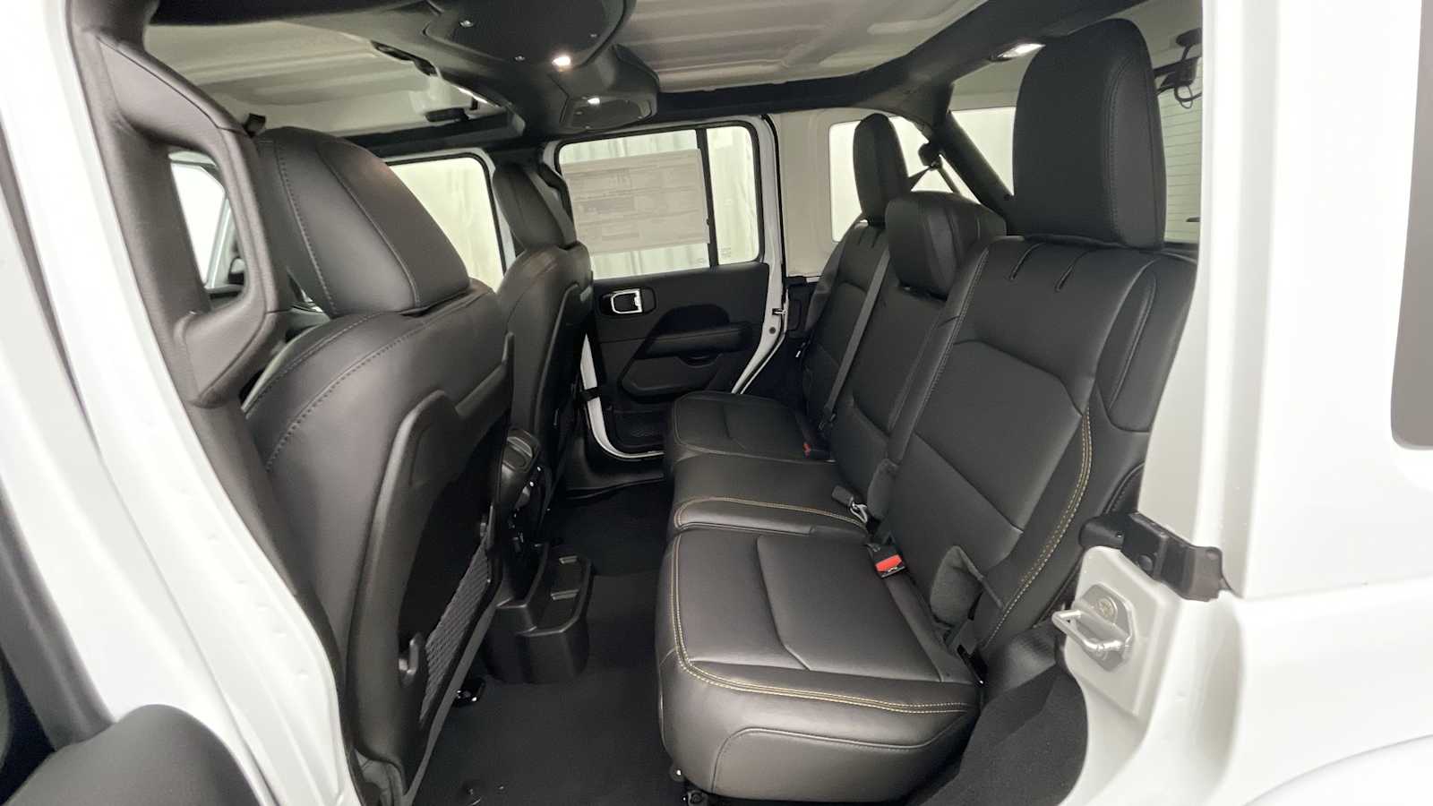 Thumbnail: 2026 Jeep Wrangler - 10