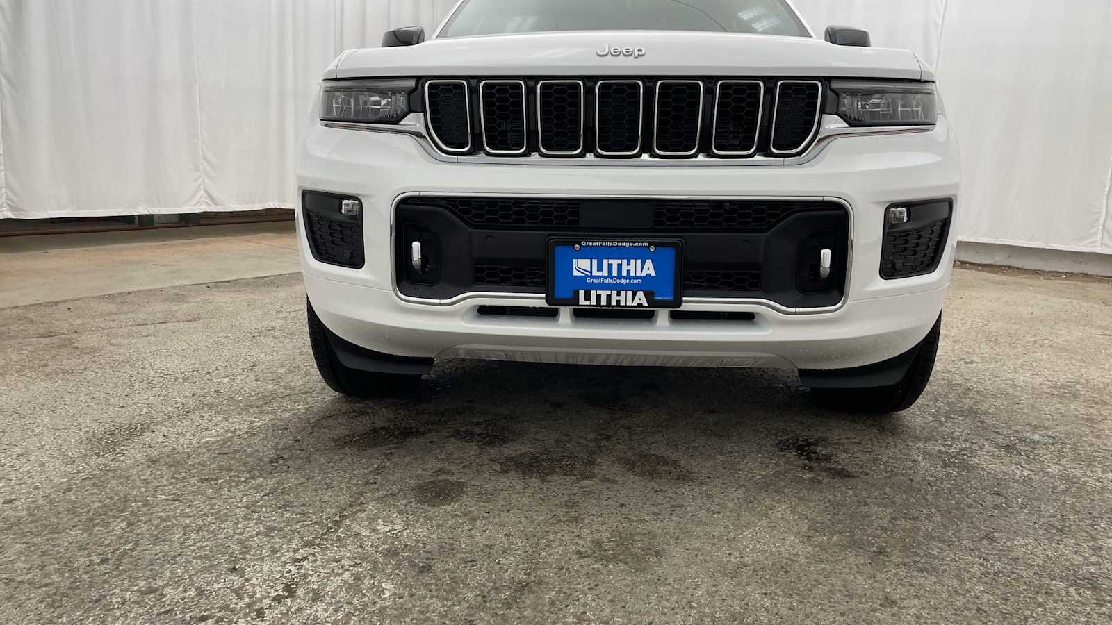 Thumbnail: 2025 Jeep Grand Cherokee - 43