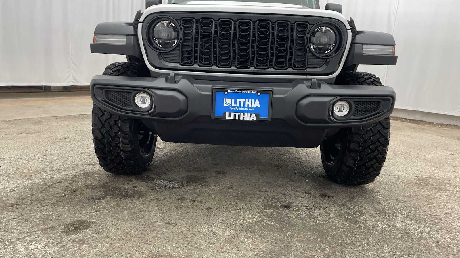 Thumbnail: 2026 Jeep Wrangler - 40