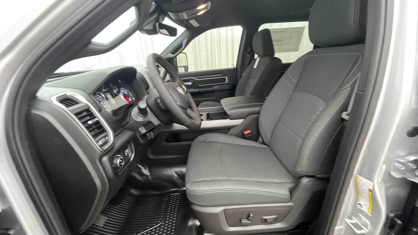 Thumbnail: 2026 RAM 3500 - 6