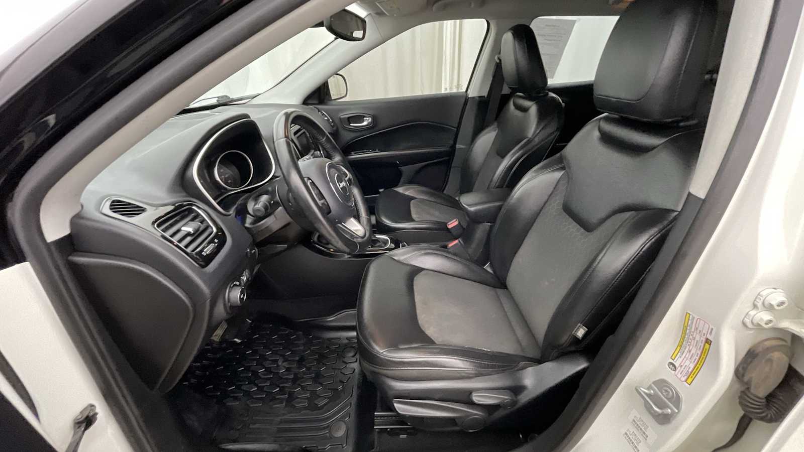 Thumbnail: 2018 Jeep Compass - 4