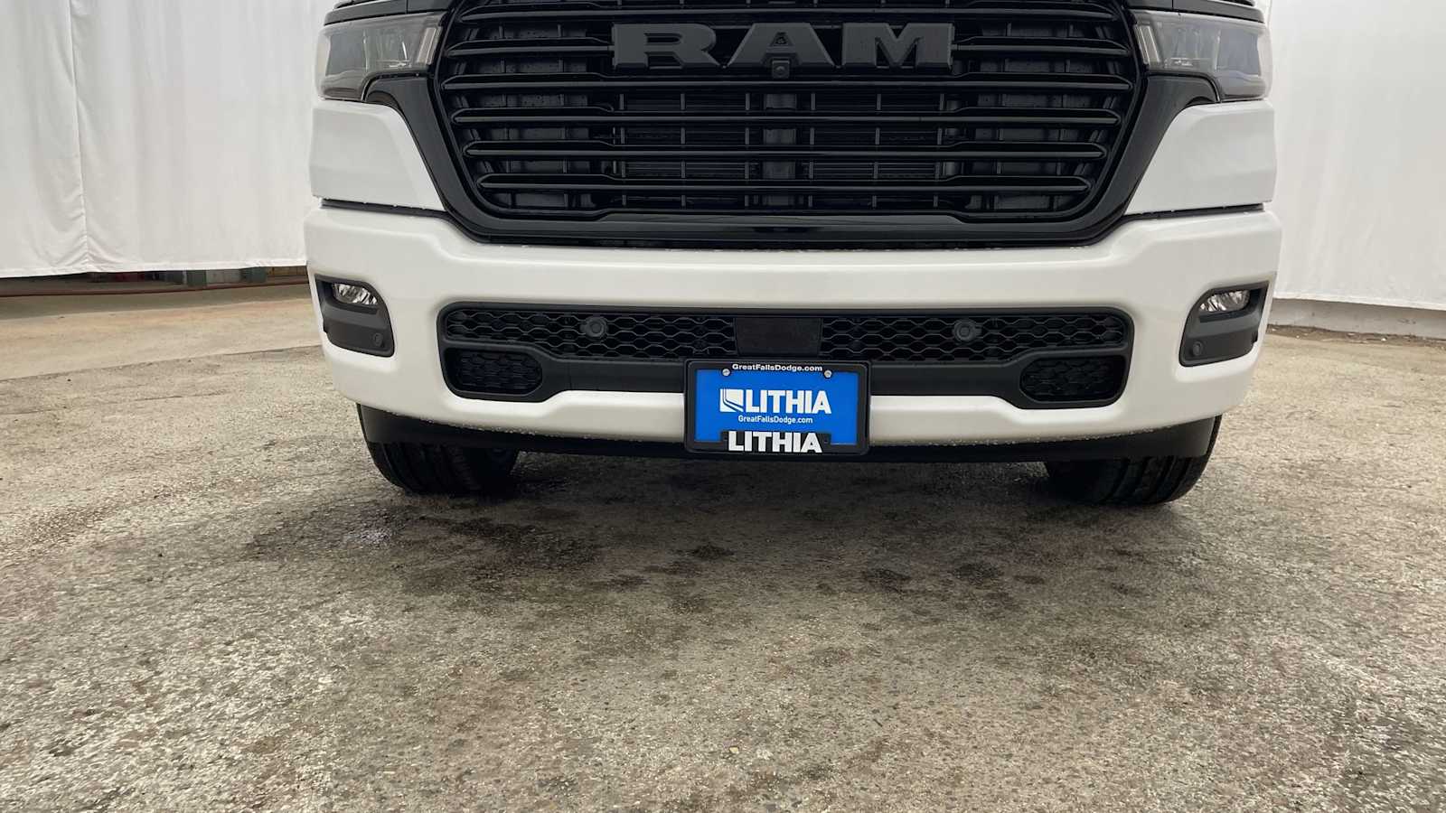 Thumbnail: 2026 RAM 1500 - 40