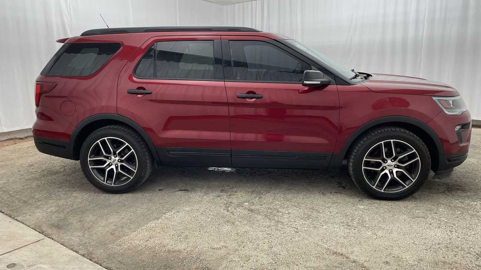 Thumbnail: 2019 Ford Explorer - 37
