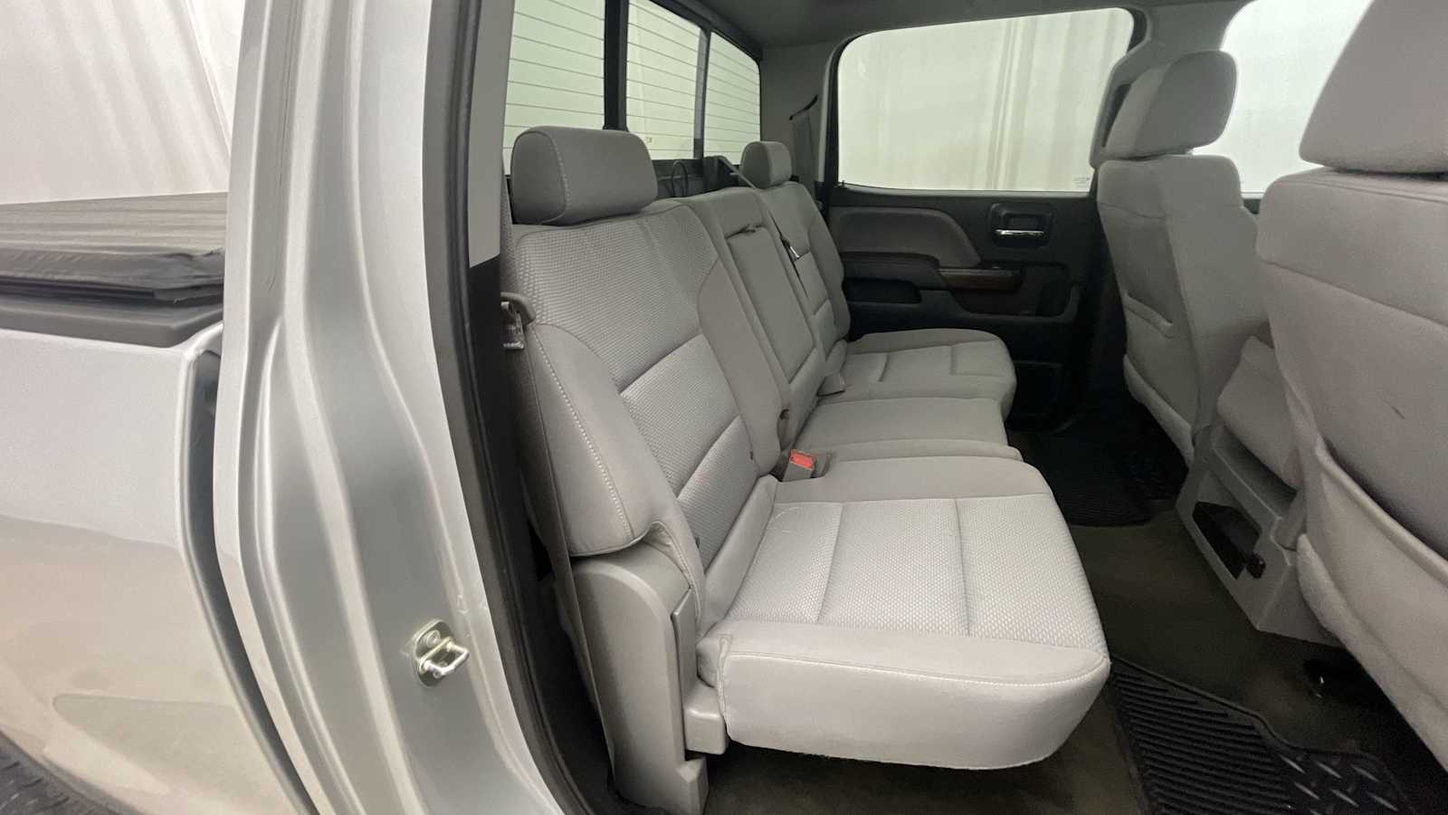 Thumbnail: 2016 GMC Sierra 3500 - 9