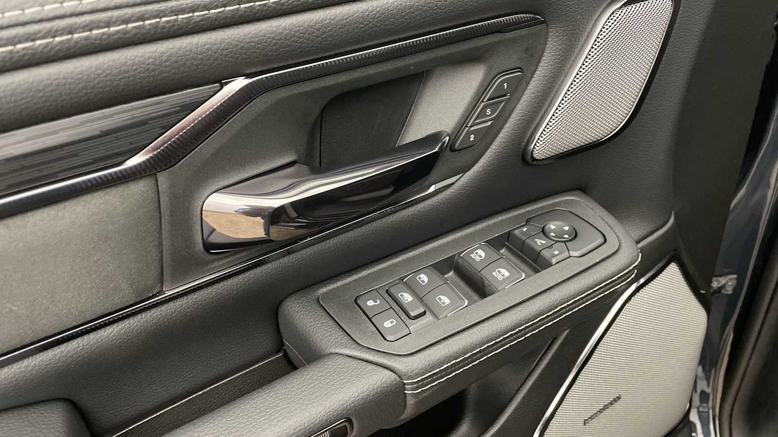 Thumbnail: 2026 RAM 1500 - 7