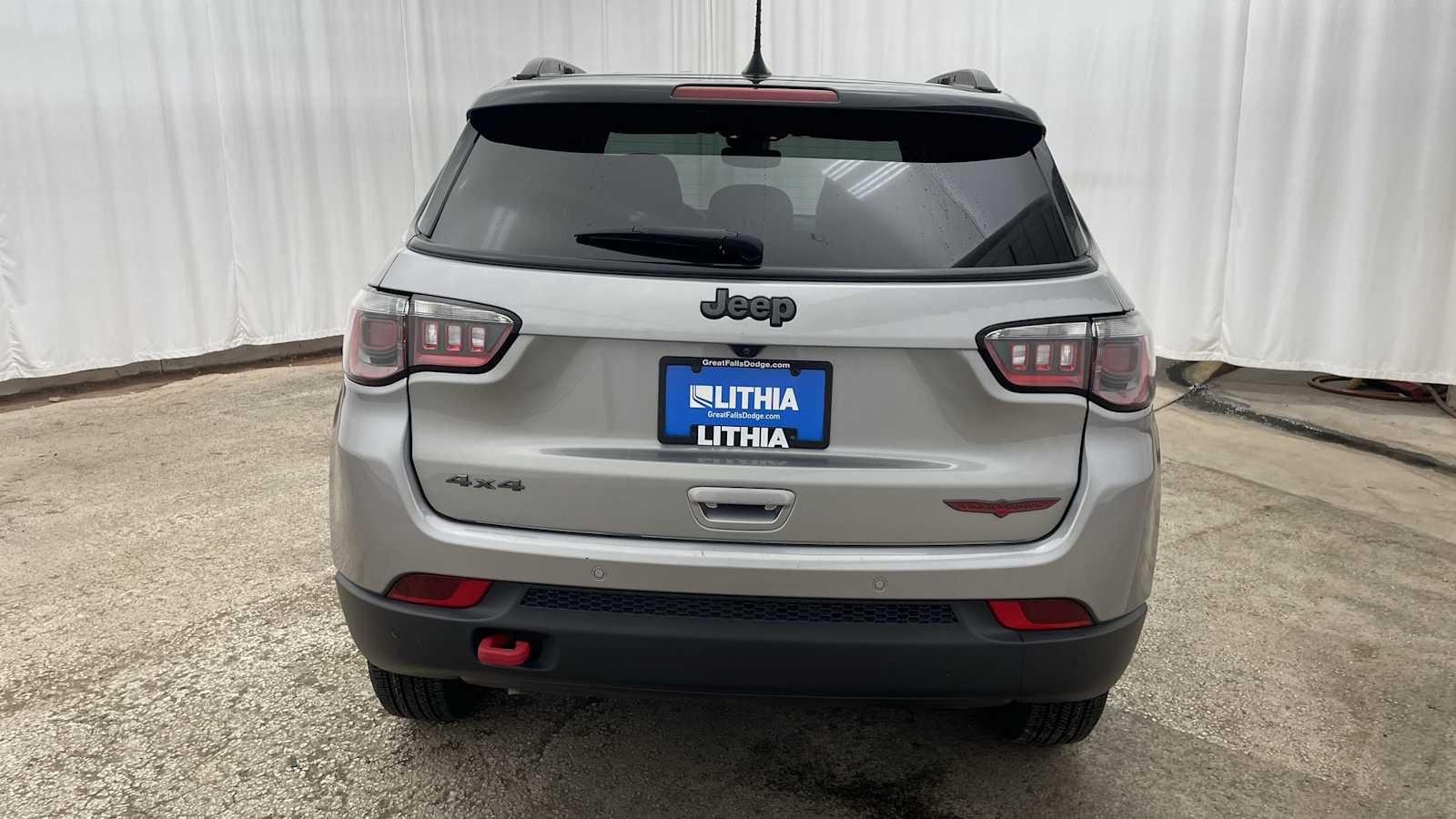 Thumbnail: 2023 Jeep Compass - 30