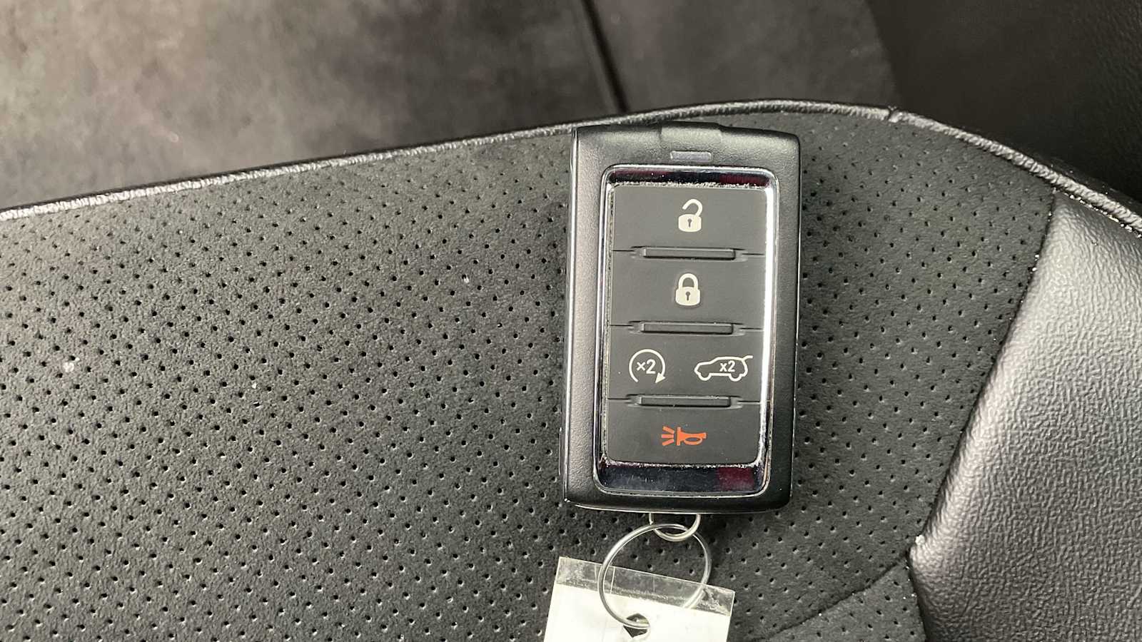 Thumbnail: 2024 Jeep Grand Cherokee - 22