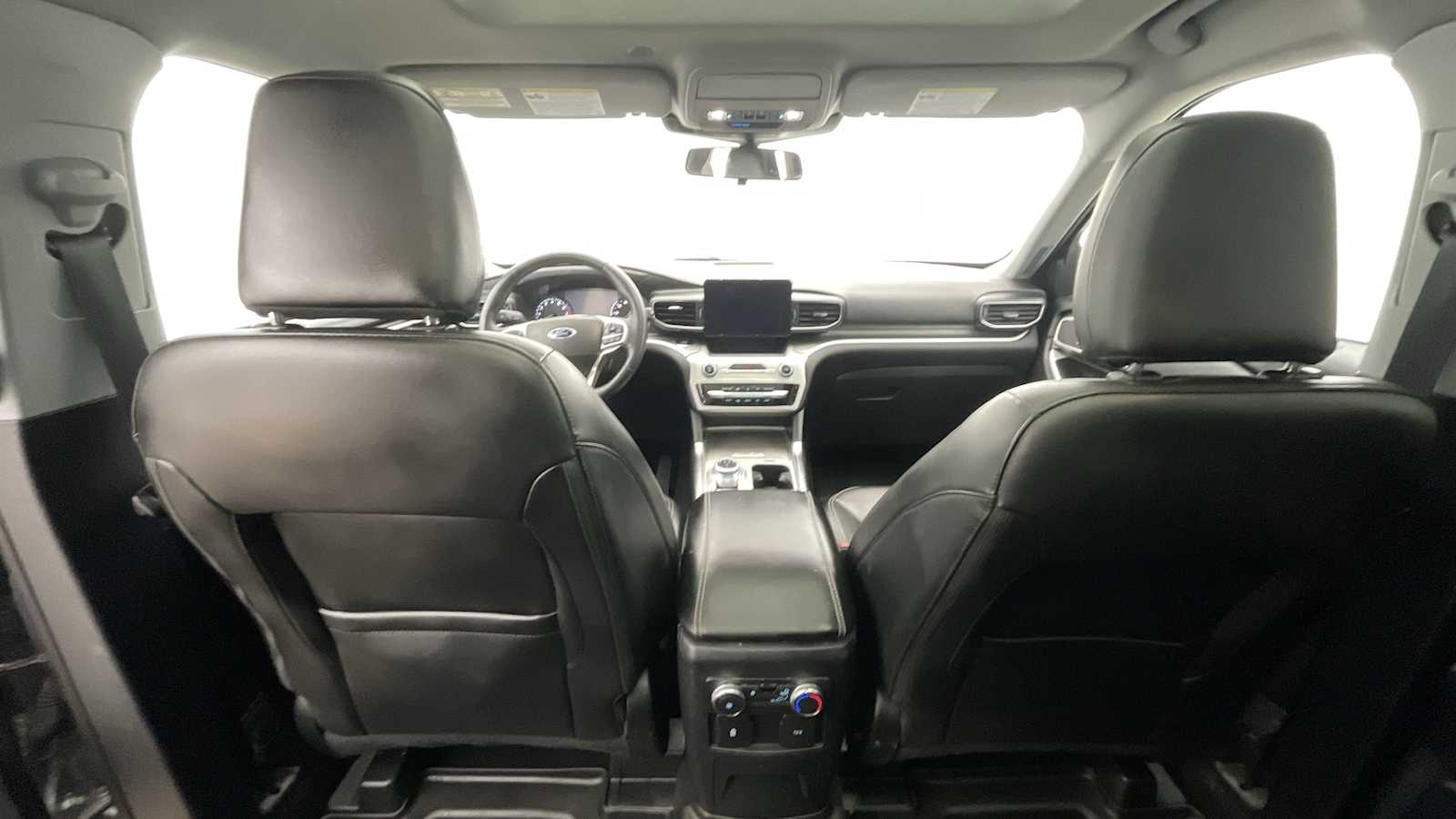 Thumbnail: 2022 Ford Explorer - 8