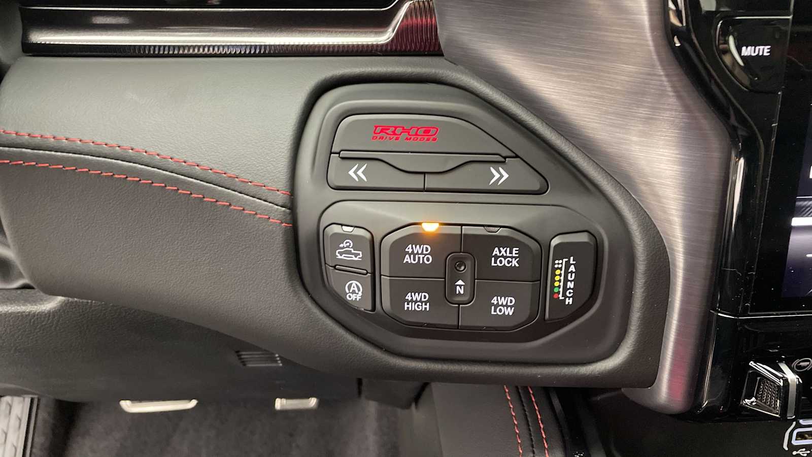 Thumbnail: 2026 RAM 1500 - 25