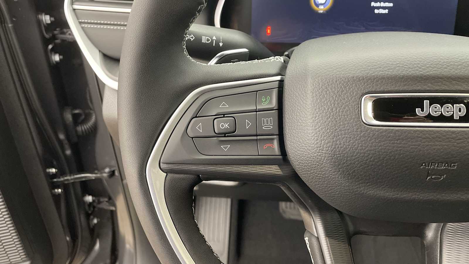 Thumbnail: 2025 Jeep Grand Cherokee - 12