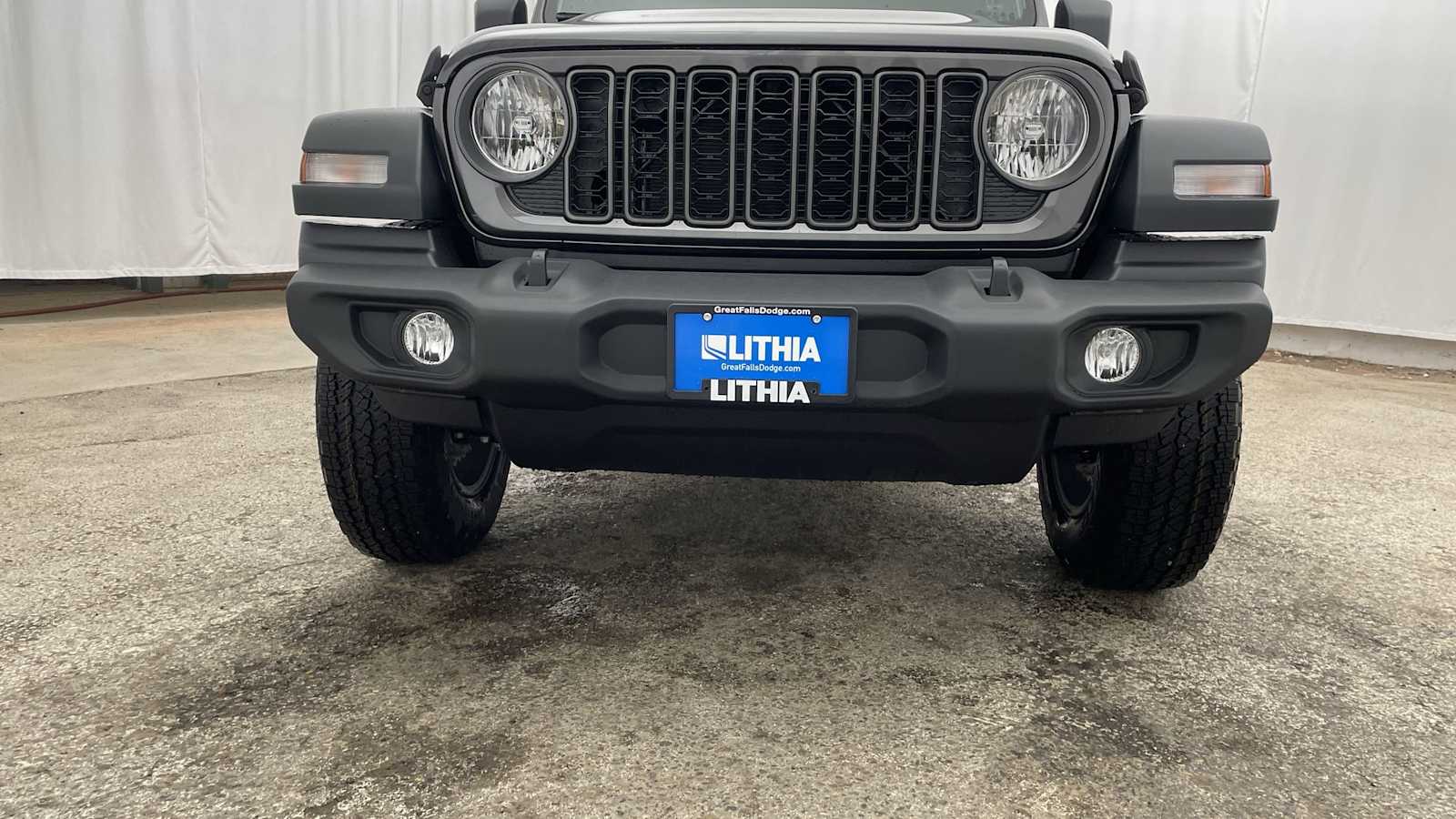 Thumbnail: 2026 Jeep Wrangler - 40