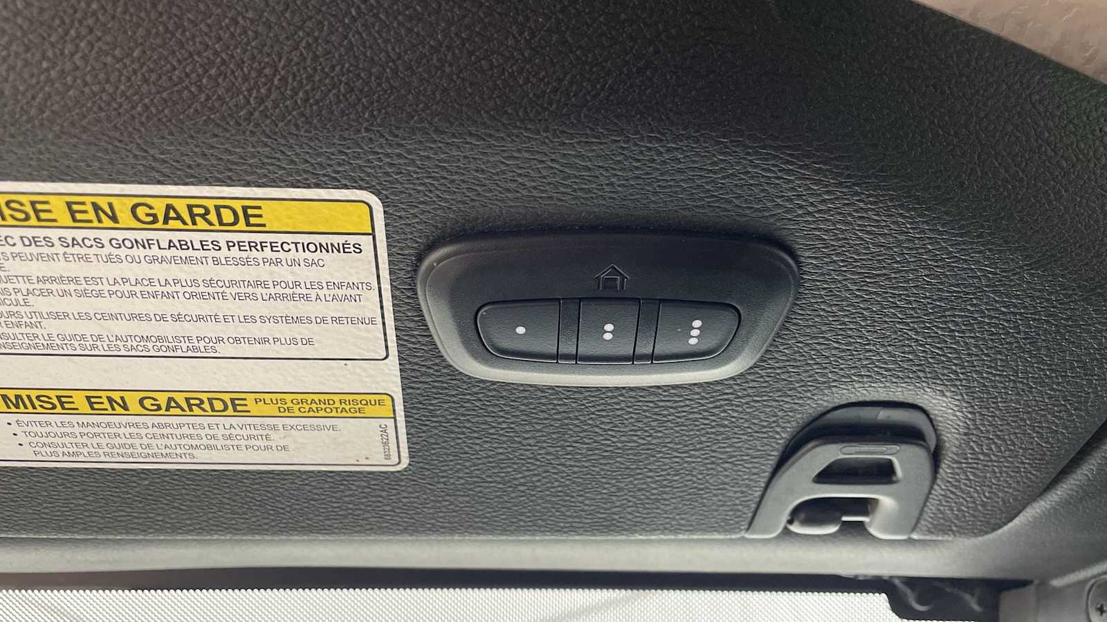 Thumbnail: 2023 Jeep Gladiator - 24