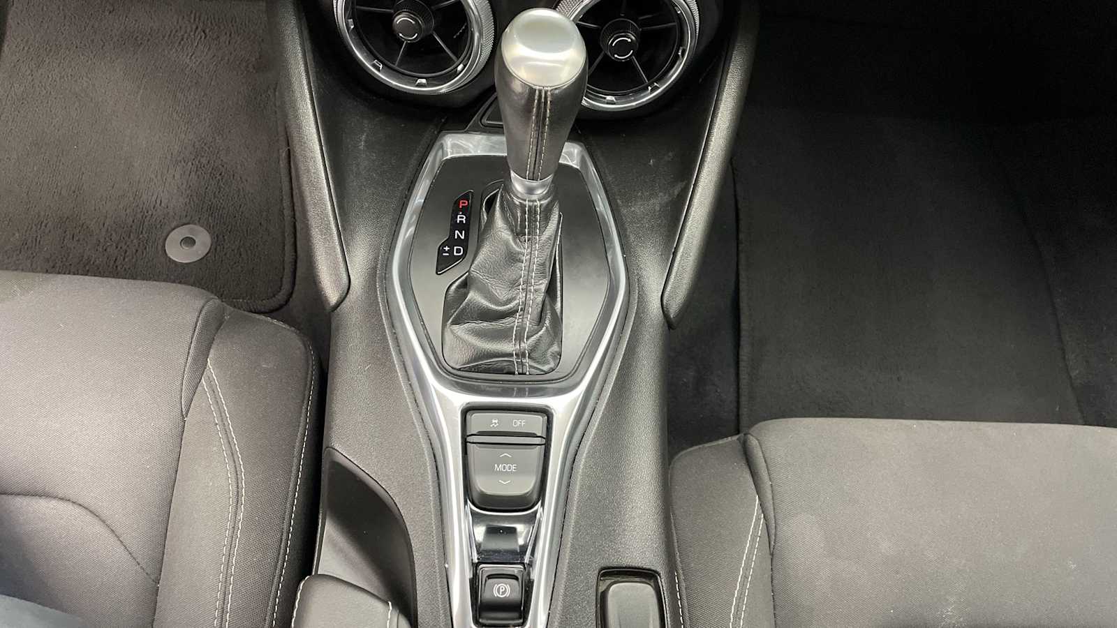 Thumbnail: 2019 Chevrolet Camaro - 19