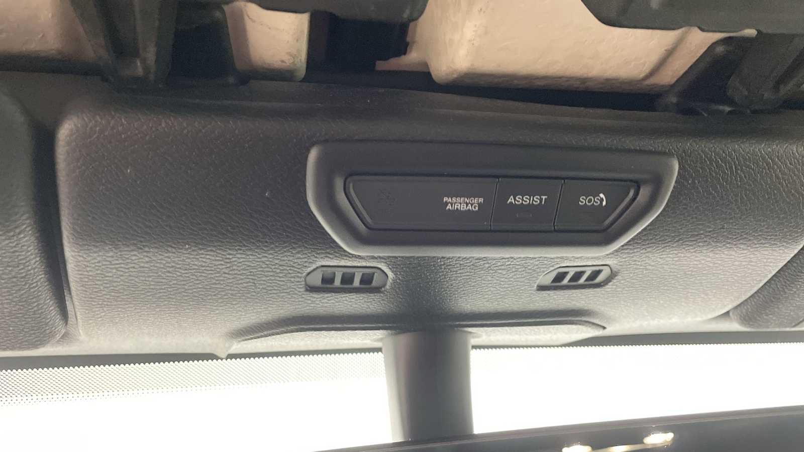 Thumbnail: 2023 Jeep Gladiator - 24