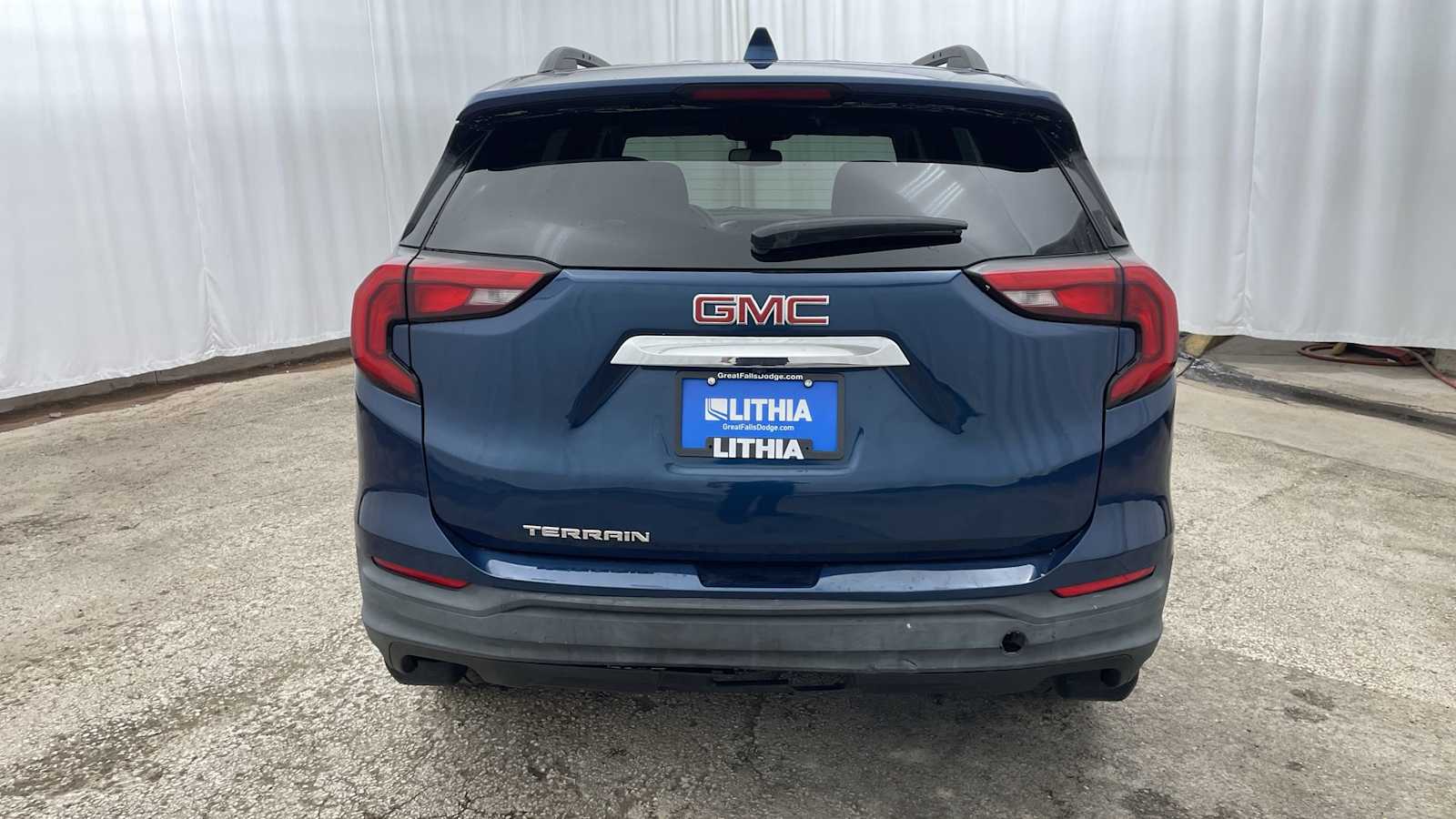 Thumbnail: 2020 GMC Terrain - 32