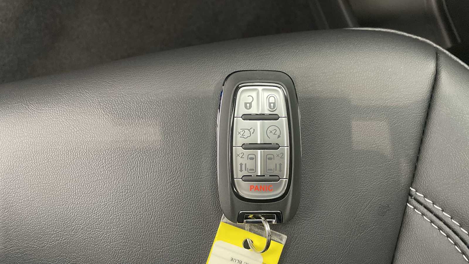 Thumbnail: 2026 Chrysler Pacifica - 23