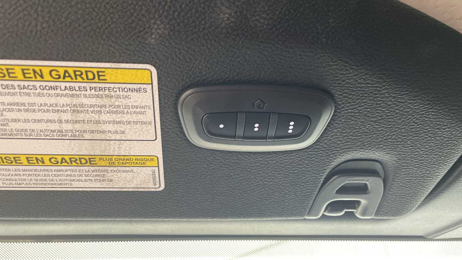 Thumbnail: 2020 Jeep Wrangler - 23