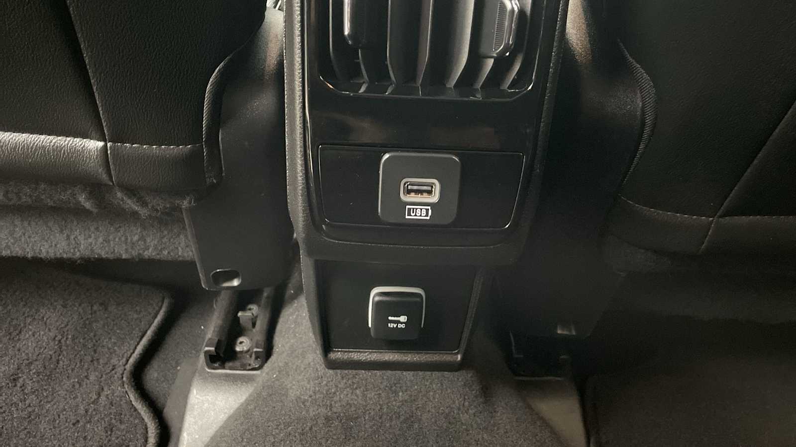 Thumbnail: 2022 Jeep Compass - 24