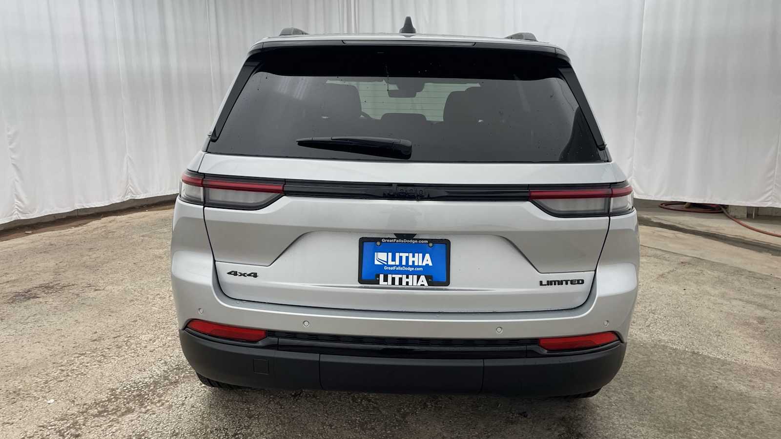 Thumbnail: 2025 Jeep Grand Cherokee - 36