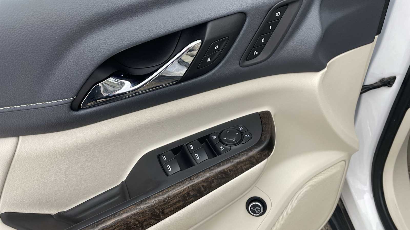 Thumbnail: 2022 GMC Acadia - 7