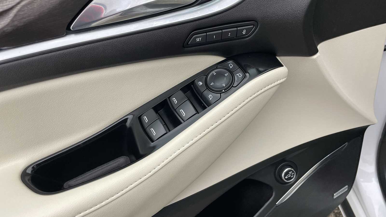 Thumbnail: 2023 Buick Enclave - 7