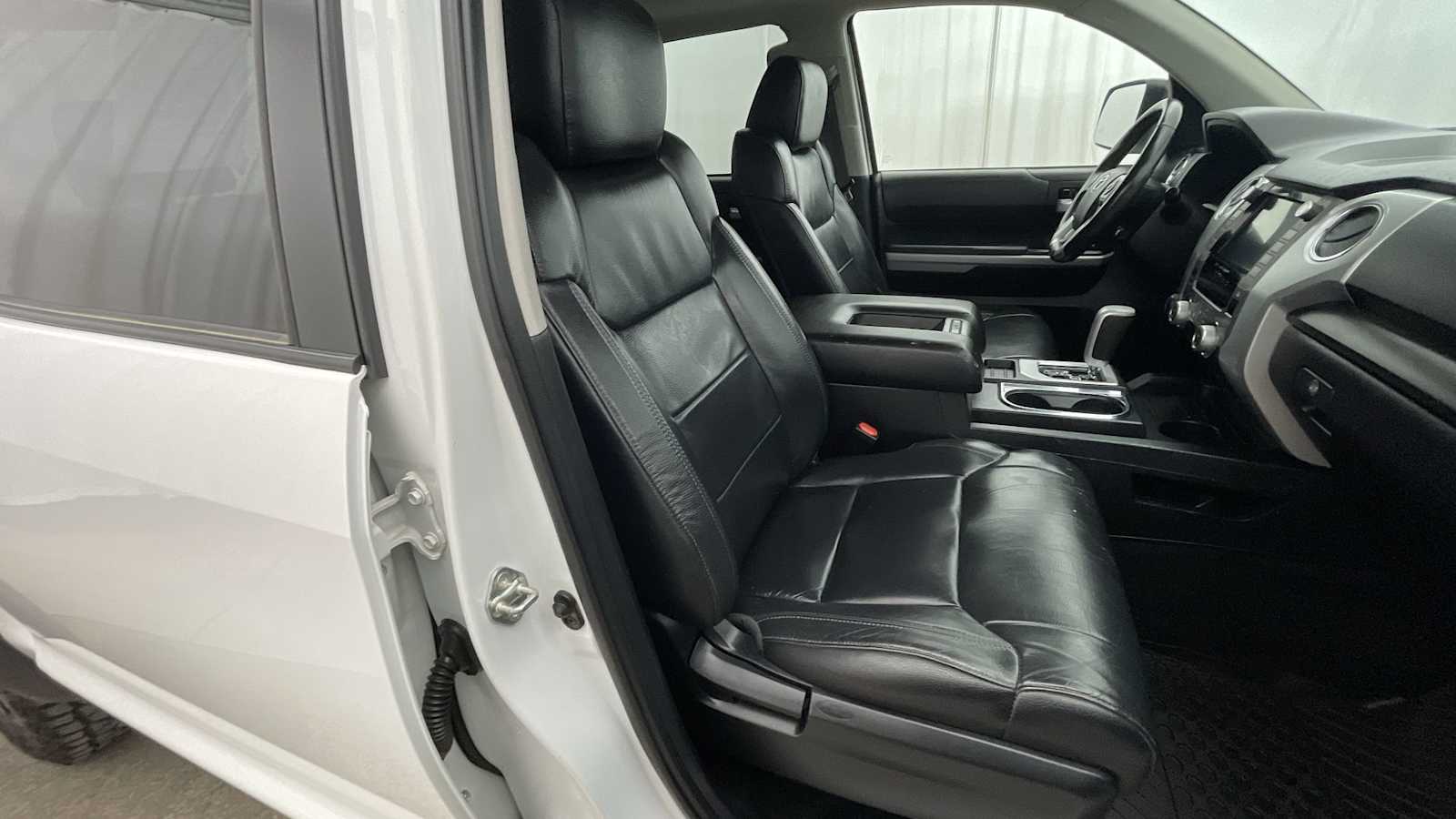 Thumbnail: 2021 Toyota Tundra - 12