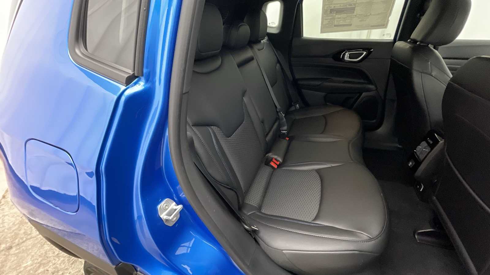 Thumbnail: 2026 Jeep Compass - 9