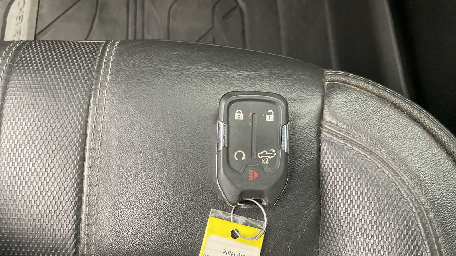 Thumbnail: 2022 Chevrolet Silverado 3500 - 22