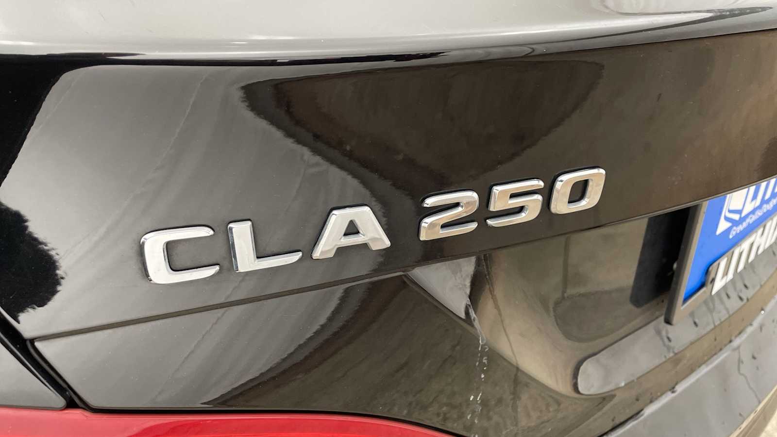 Thumbnail: 2018 Mercedes-Benz CLA - 35