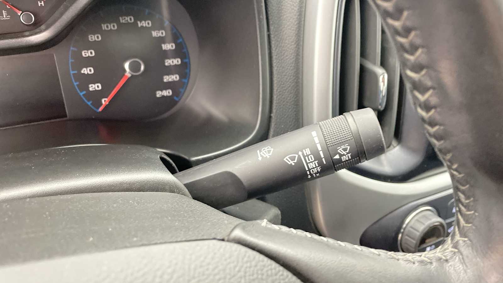 Thumbnail: 2021 Chevrolet Colorado - 15