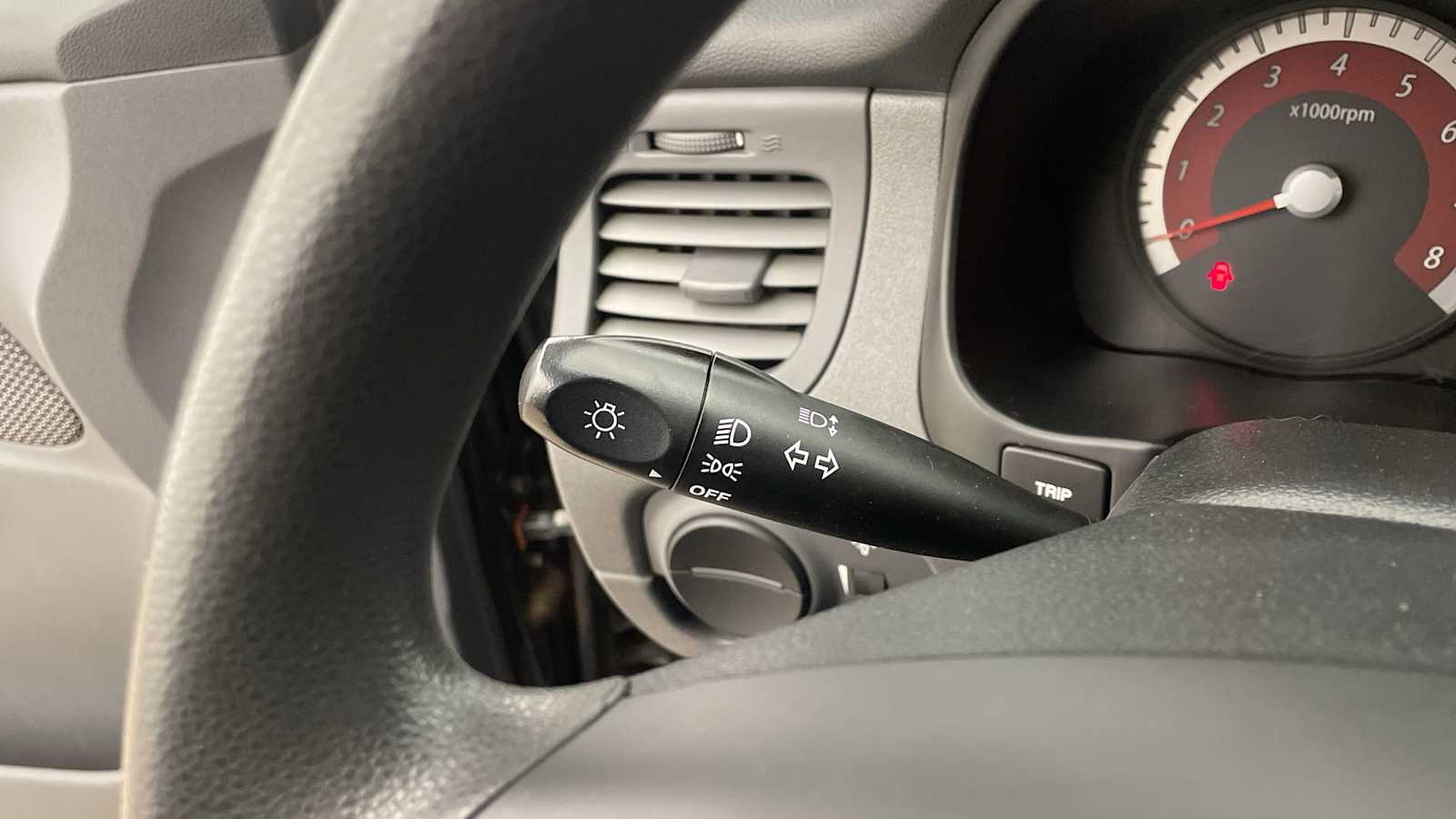 Thumbnail: 2011 Kia Rio - 12