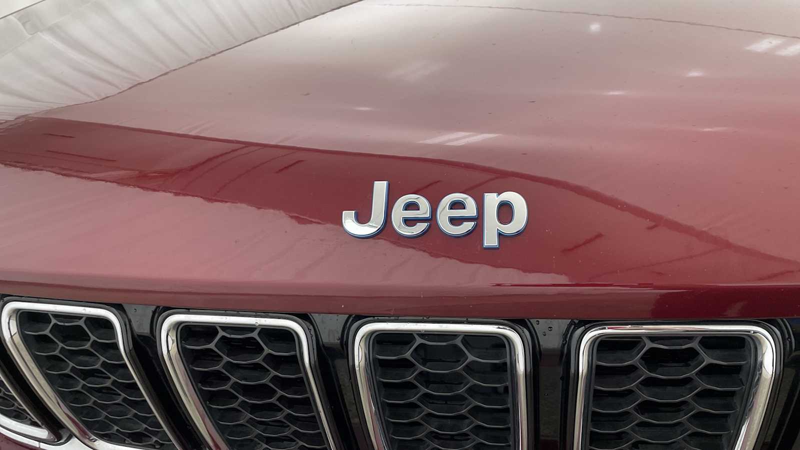 Thumbnail: 2023 Jeep Grand Cherokee - 42