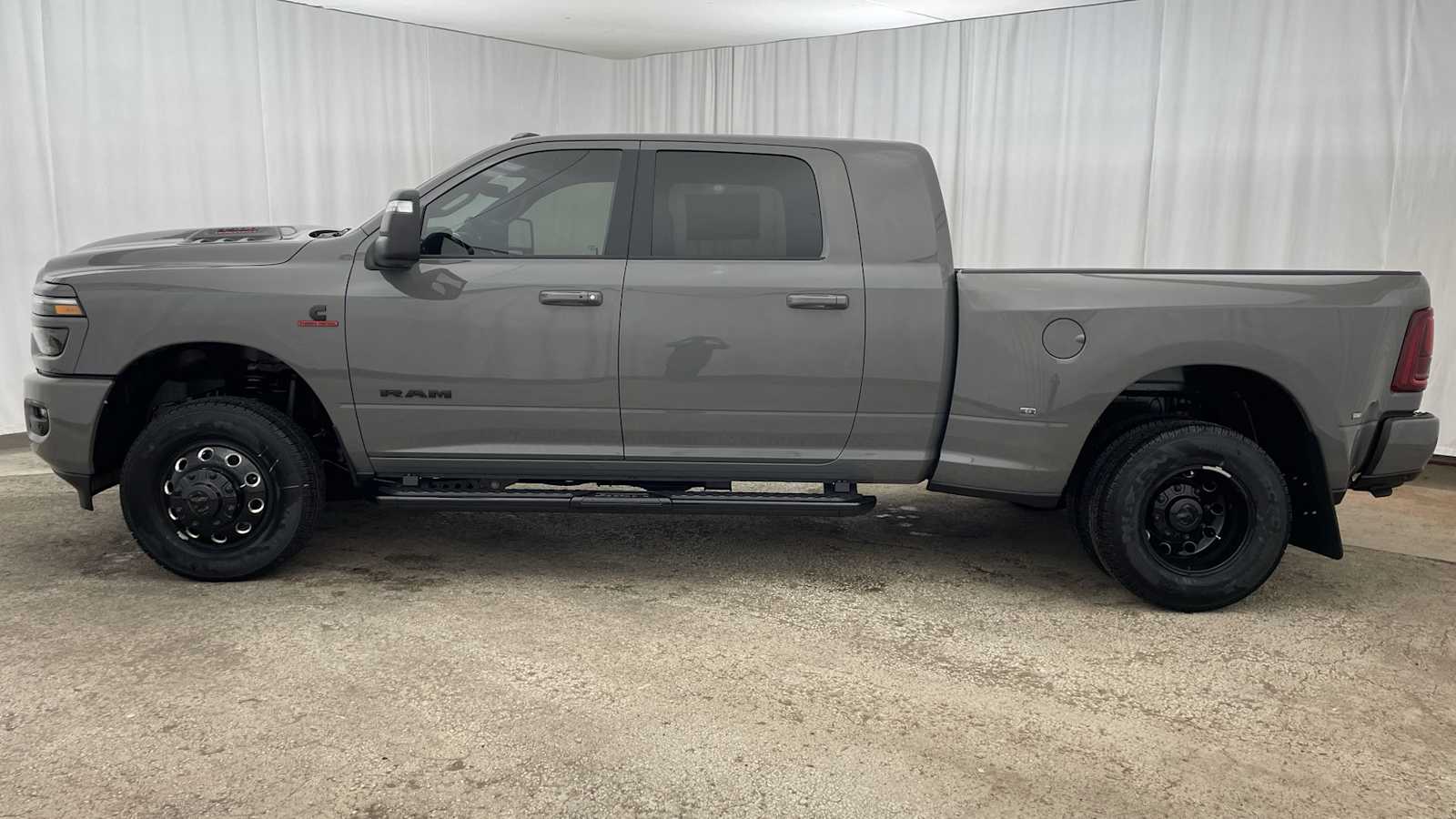 Thumbnail: 2026 RAM 3500 - 32