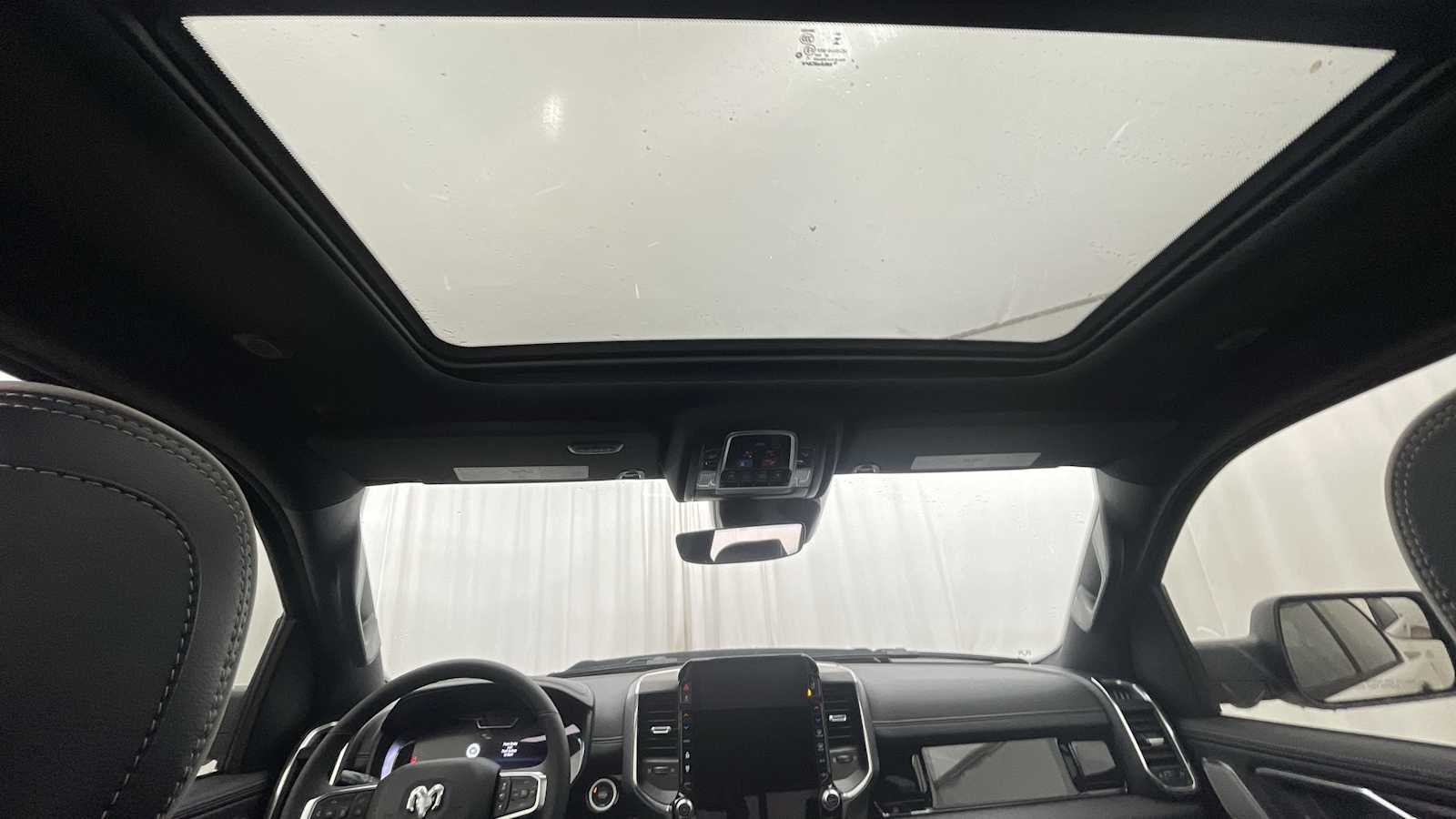 Thumbnail: 2026 RAM 1500 - 9