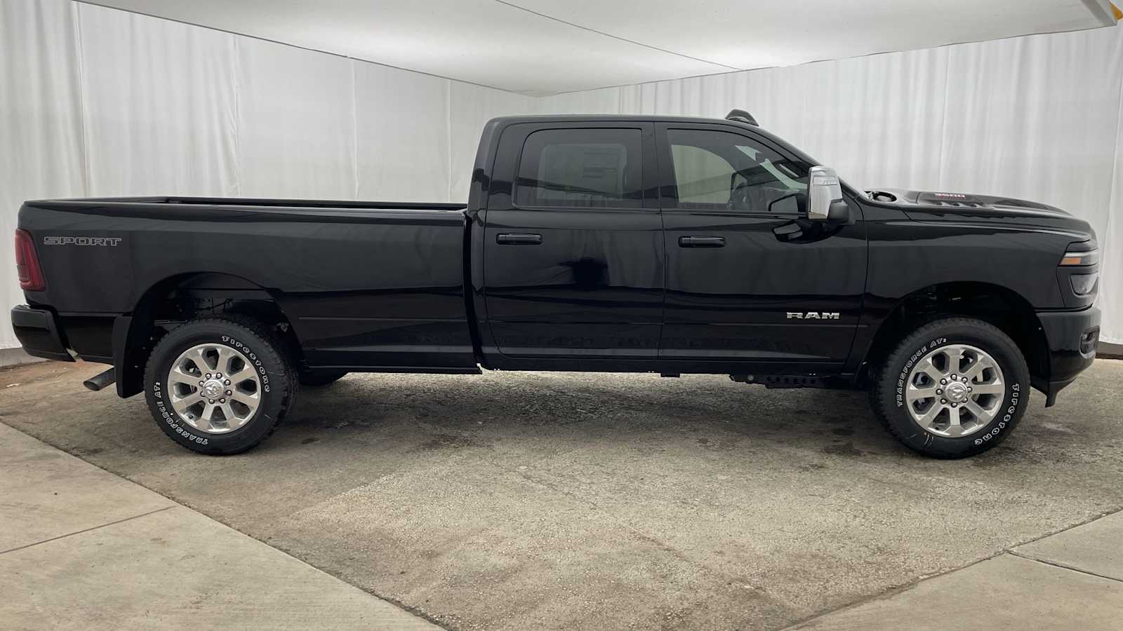 Thumbnail: 2026 RAM 3500 - 35