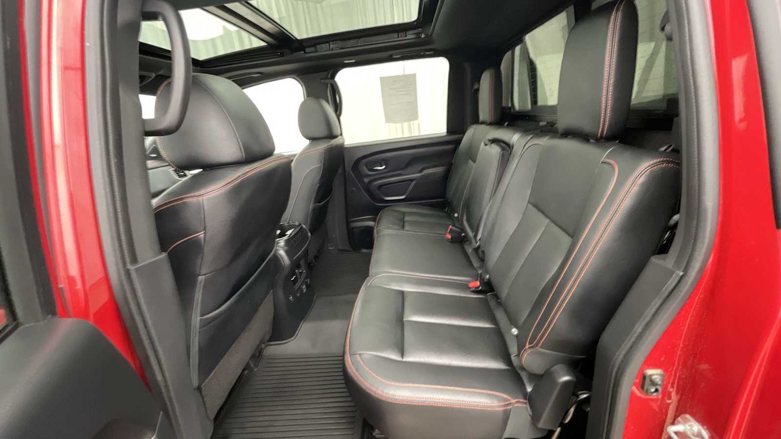 Thumbnail: 2024 Nissan Titan - 10