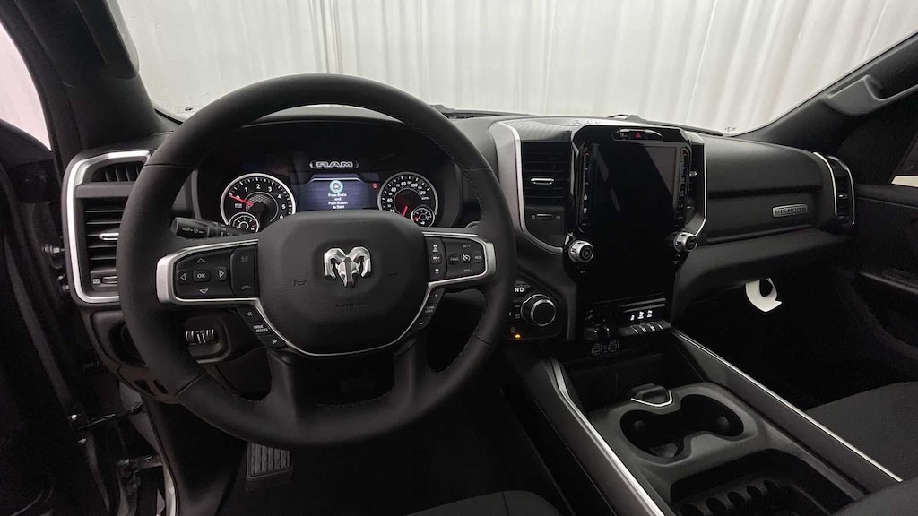 New 2026 Ram 1500 BIG HORN CREW CAB 4X4 6'4 BOX Pickup