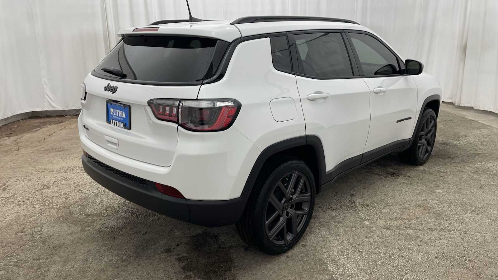 Thumbnail: 2026 Jeep Compass - 33