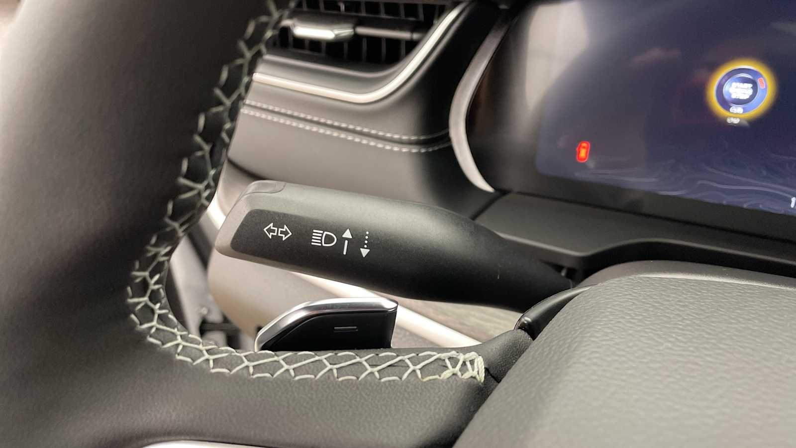 Thumbnail: 2025 Jeep Grand Cherokee - 19