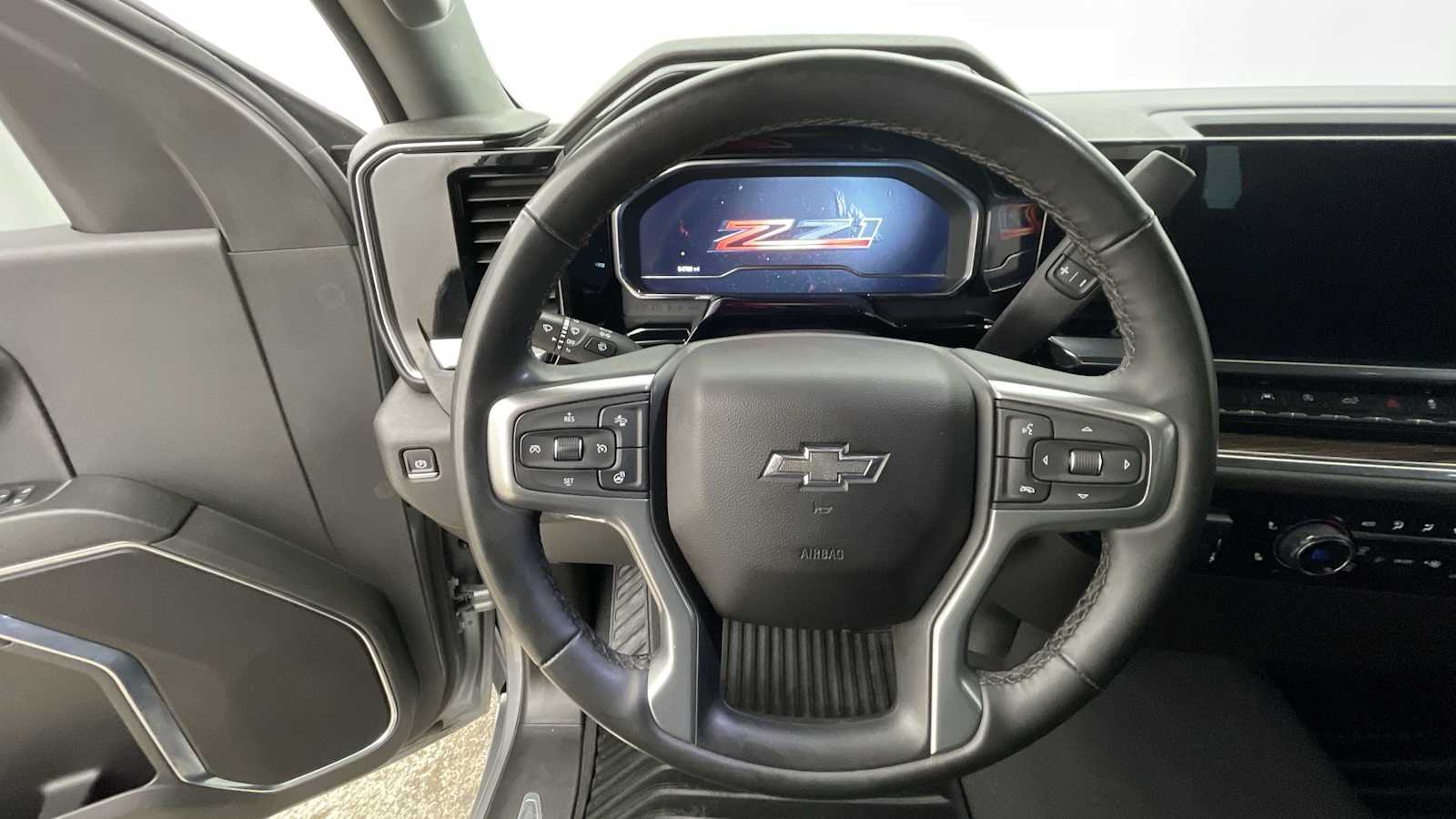 Thumbnail: 2024 Chevrolet Silverado 1500 - 12