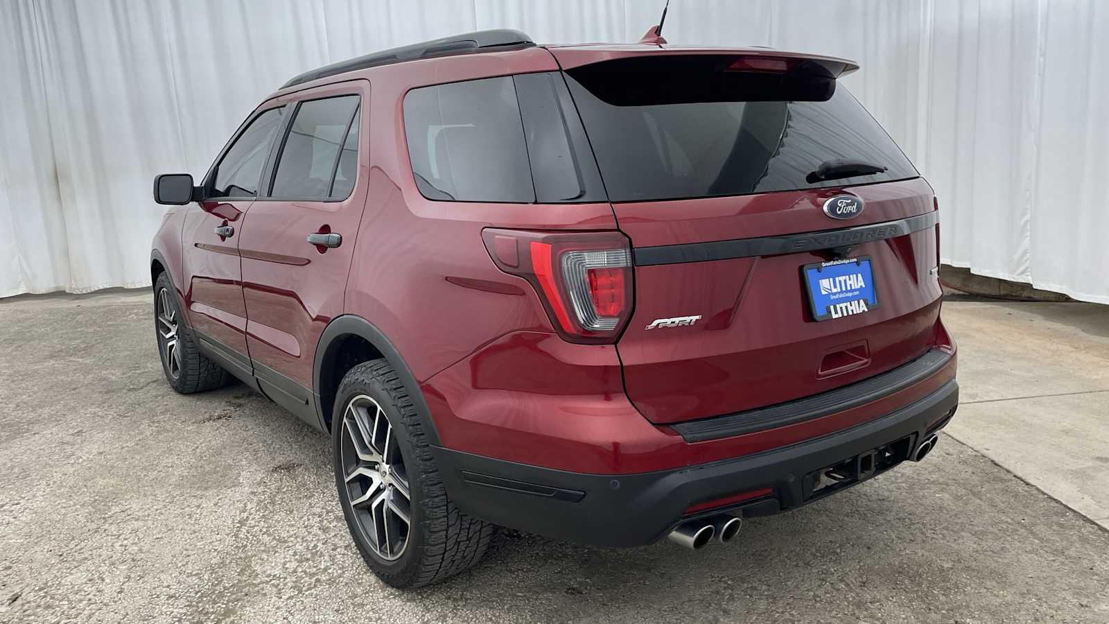 Thumbnail: 2019 Ford Explorer - 34