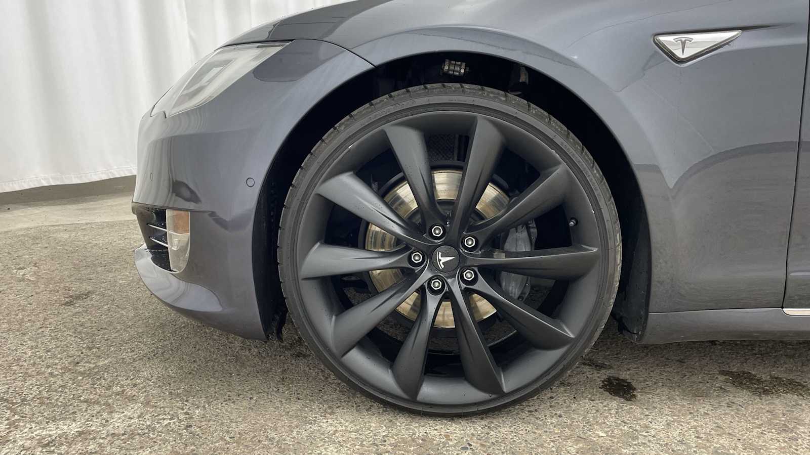 Thumbnail: 2016 Tesla Model S - 37