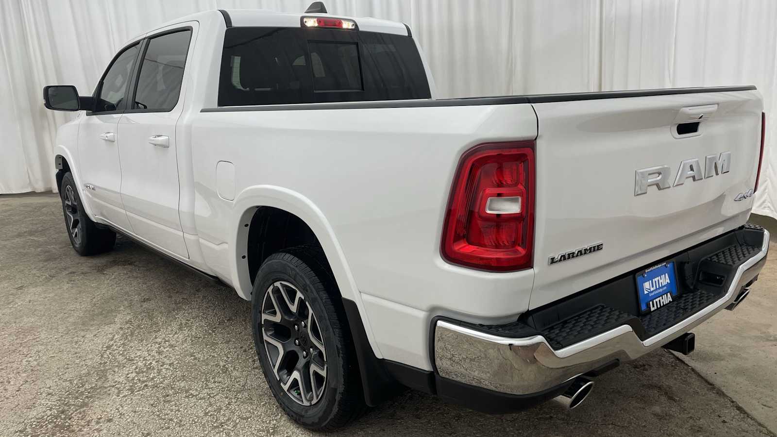 Thumbnail: 2026 RAM 1500 - 35