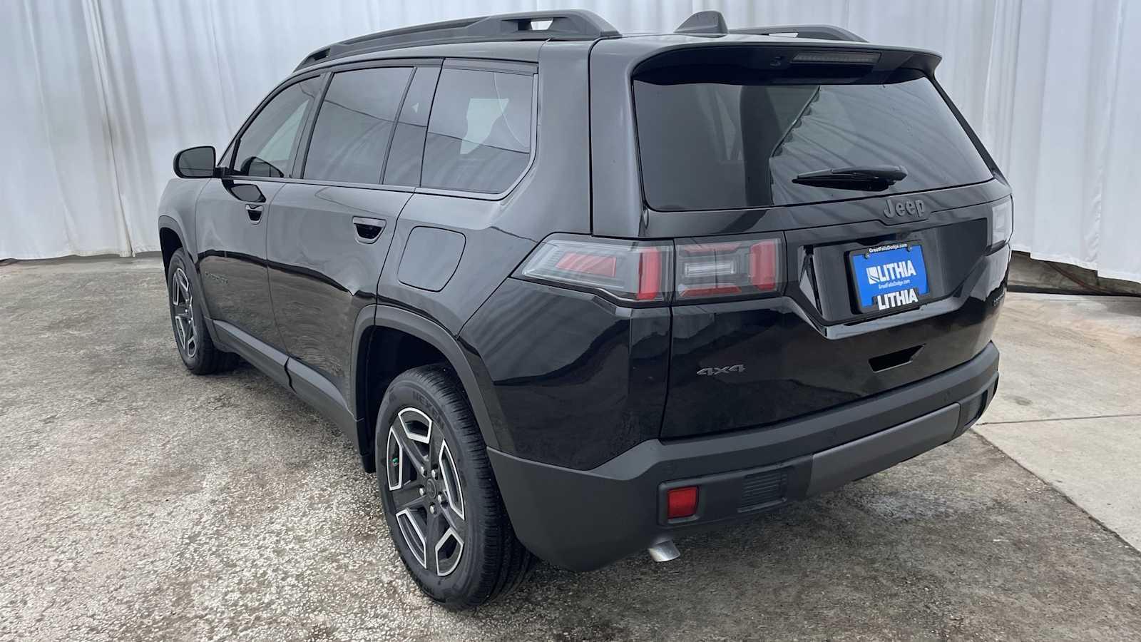 Thumbnail: 2026 Jeep Cherokee - 30